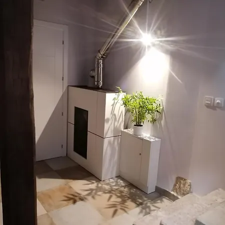 Hostel Casa At 34-49 *