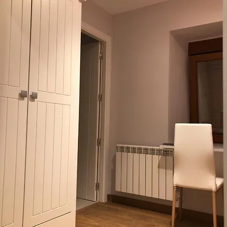 Hostal Casa At 34-49 Perazancas
