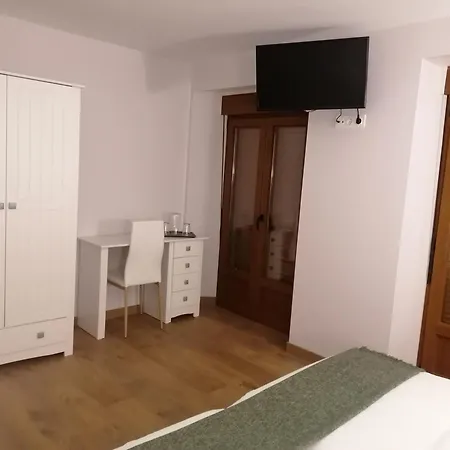 Casa At 34-49 *