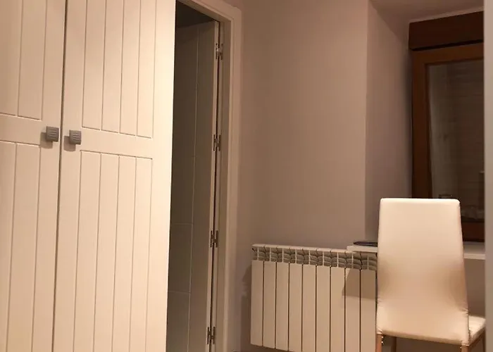 אכסניה Casa At 34-49 Perazancas